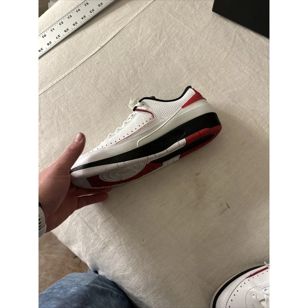 Size 9 - Air Jordan 2 Retro 2016 Low‎ Chicago Very Nice